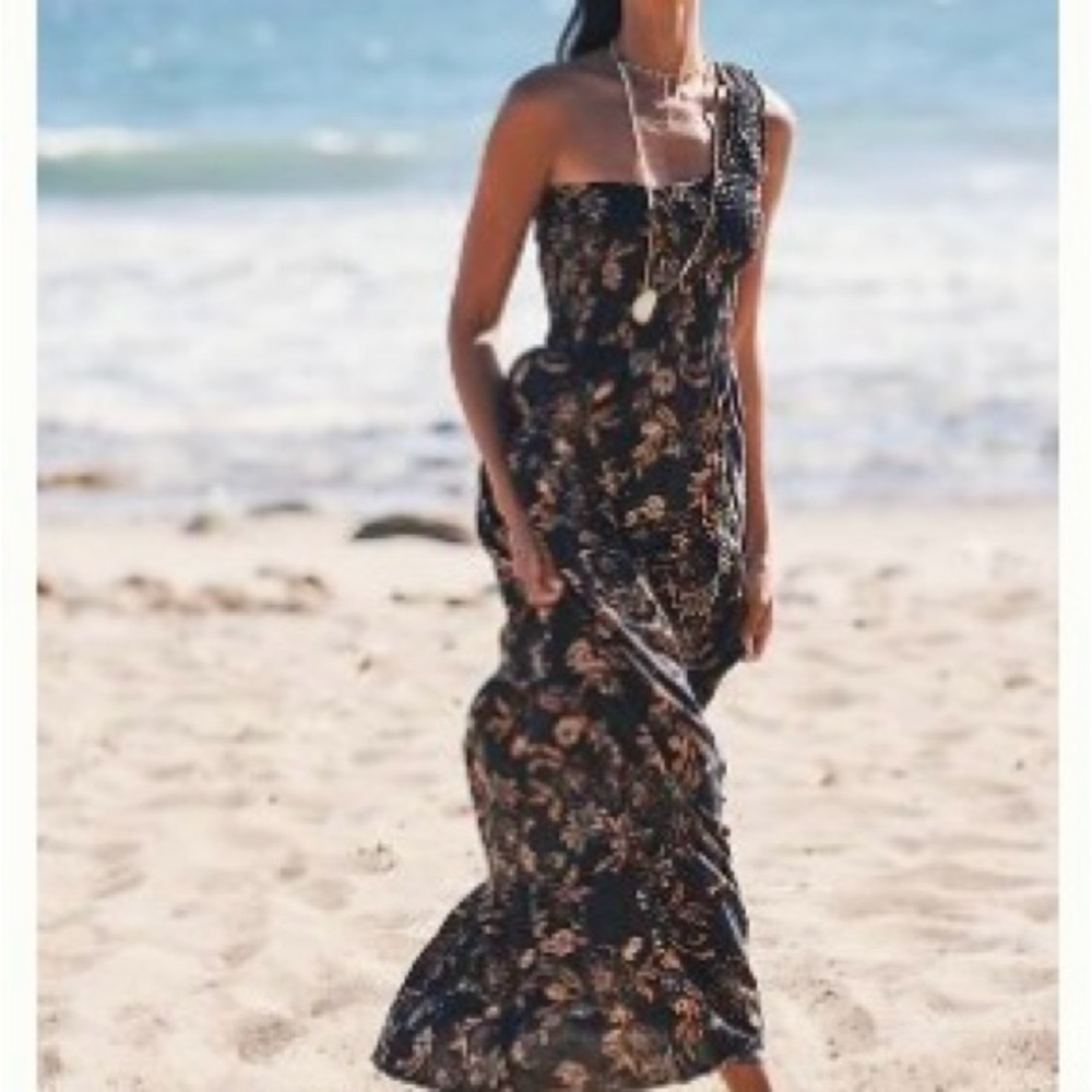 Charlie Holiday One Shoulder Dress in Black with Floral Pattern